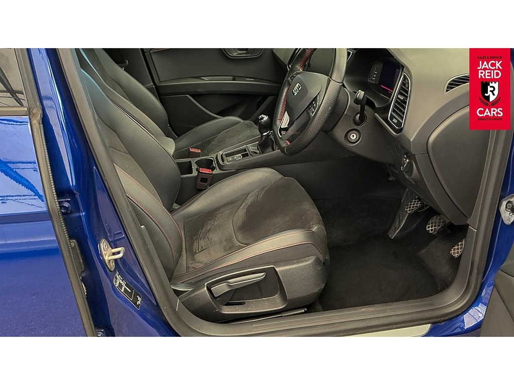 Seat Leon Hatchback Blue #2