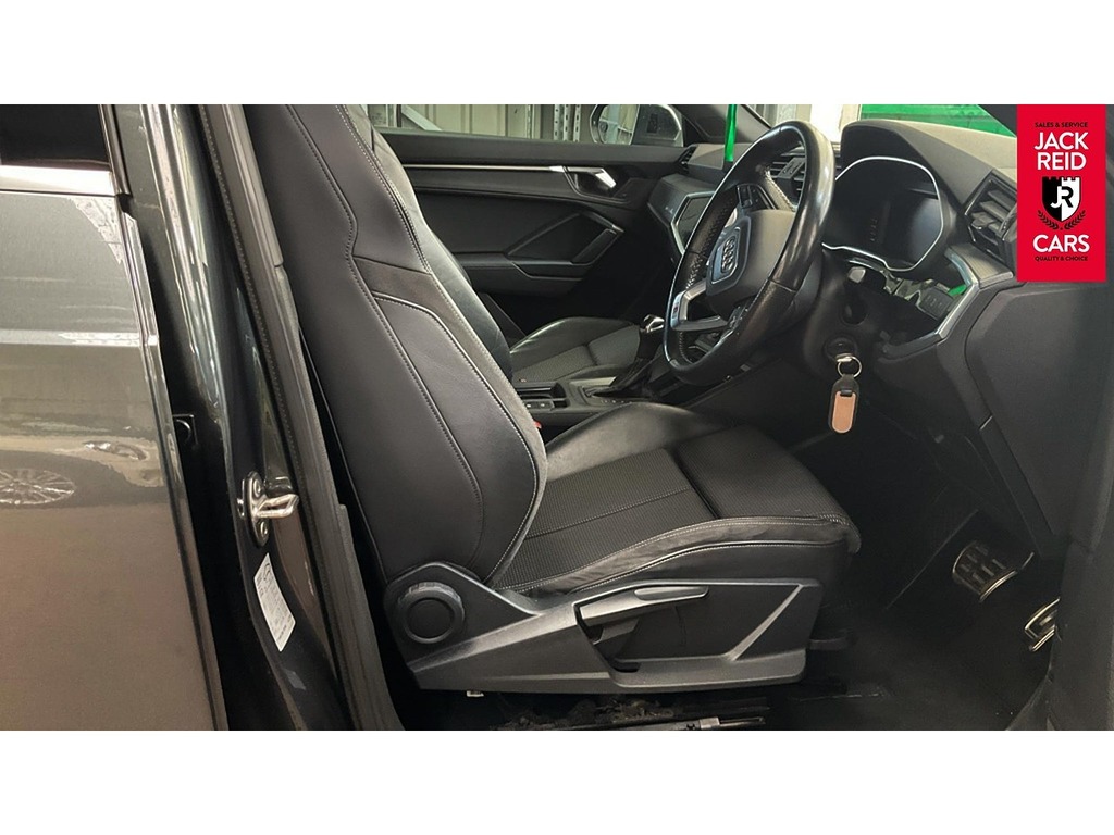 Audi Q3 1.5 Tfsi 35 S Line Suv S Tronic 150 P Black #2