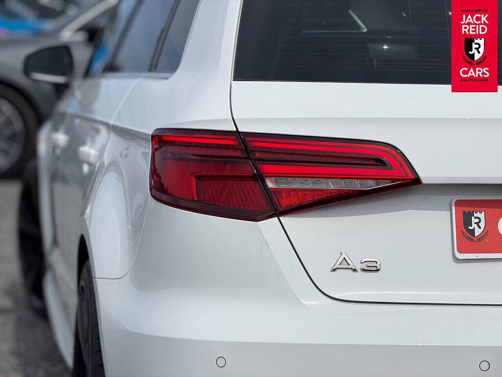 Audi A3 Hatchback MC17KSK White #4