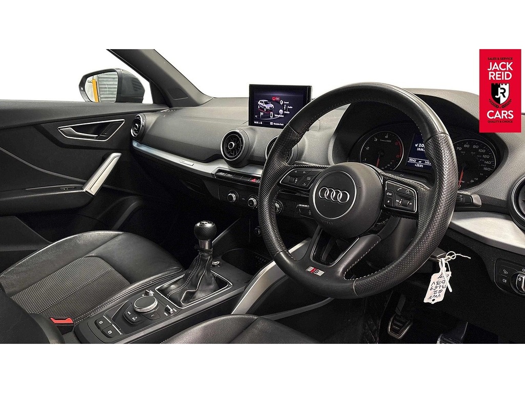 Audi Q2 Suv Grey #2
