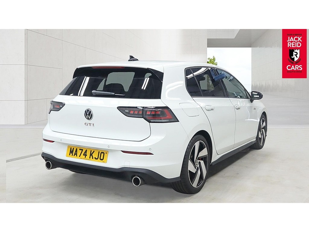 Volkswagen Golf Hatchback MA74KJO White #6