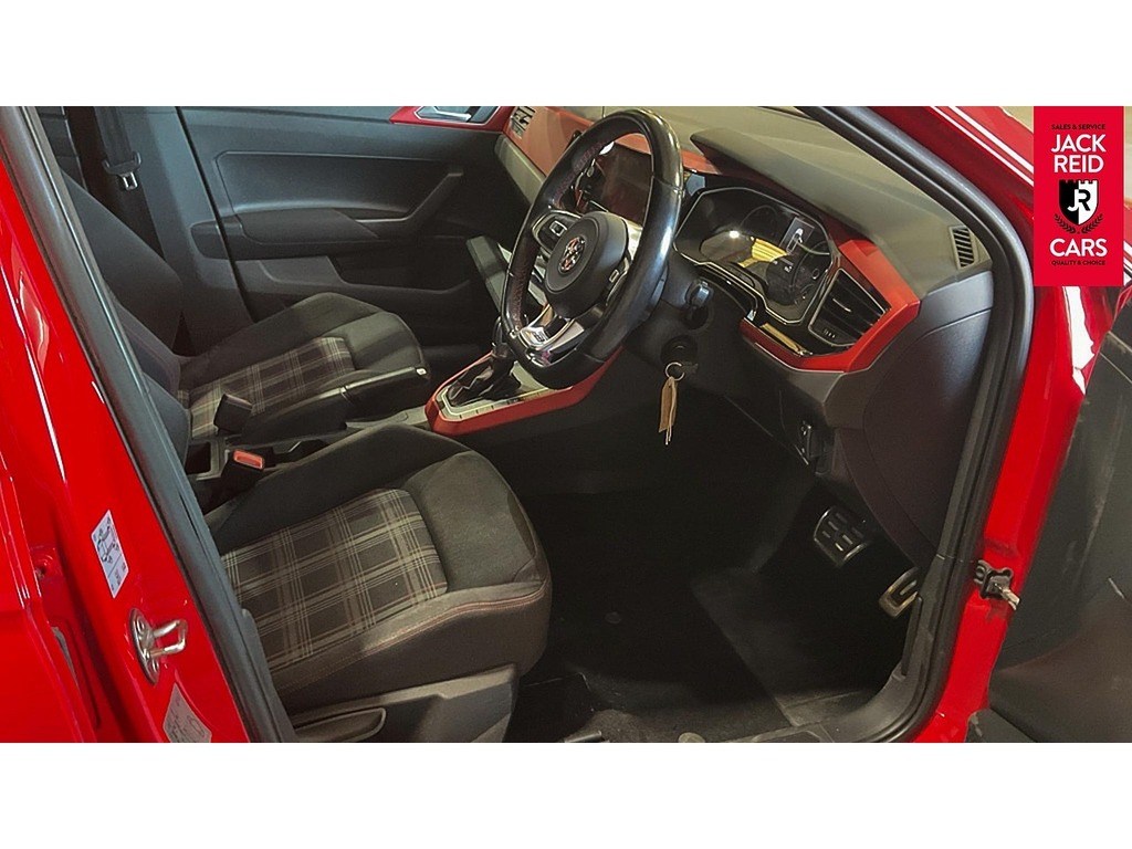 Volkswagen Polo Gti Tsi Dsg YT68LEU Red #2