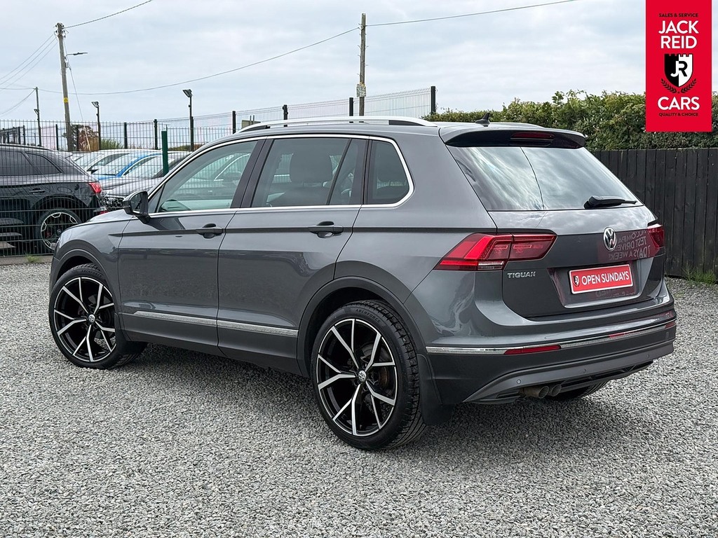 Volkswagen Tiguan Suv Grey #2