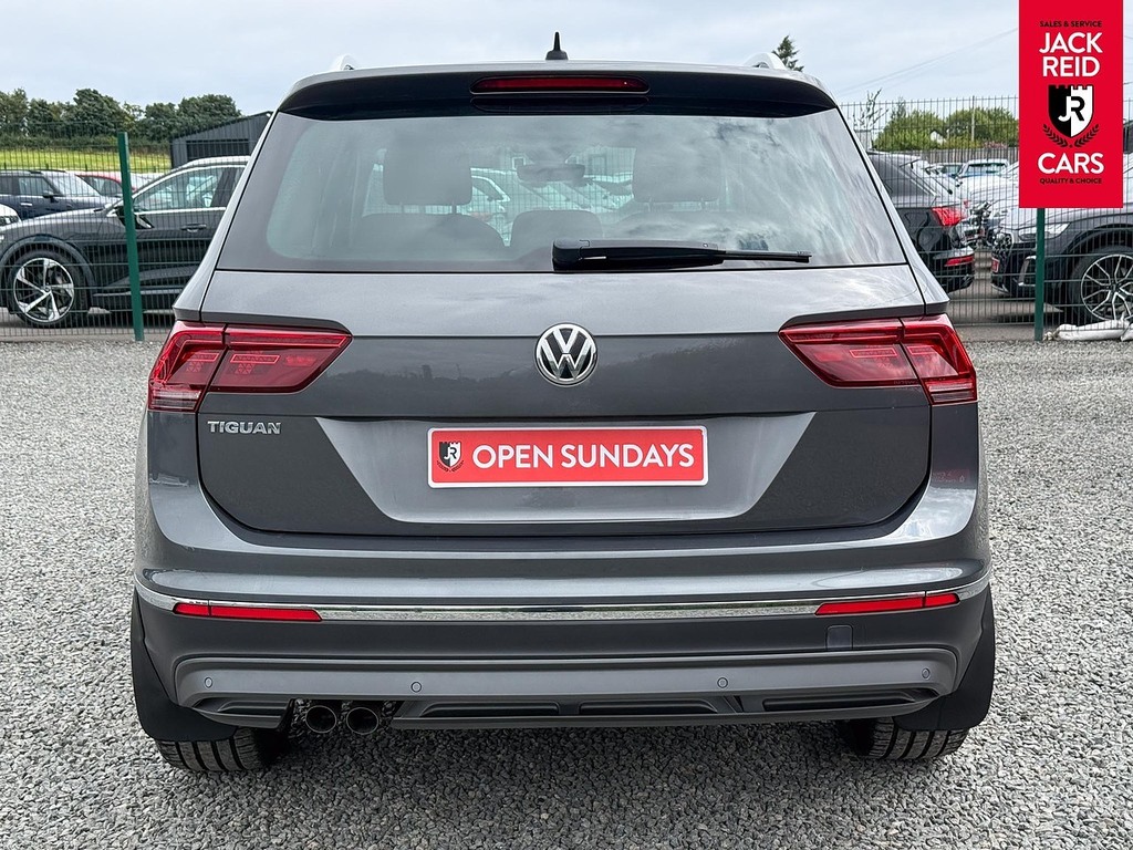 Volkswagen Tiguan Suv Grey #4