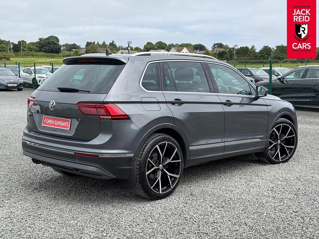 Volkswagen Tiguan Suv Grey #5