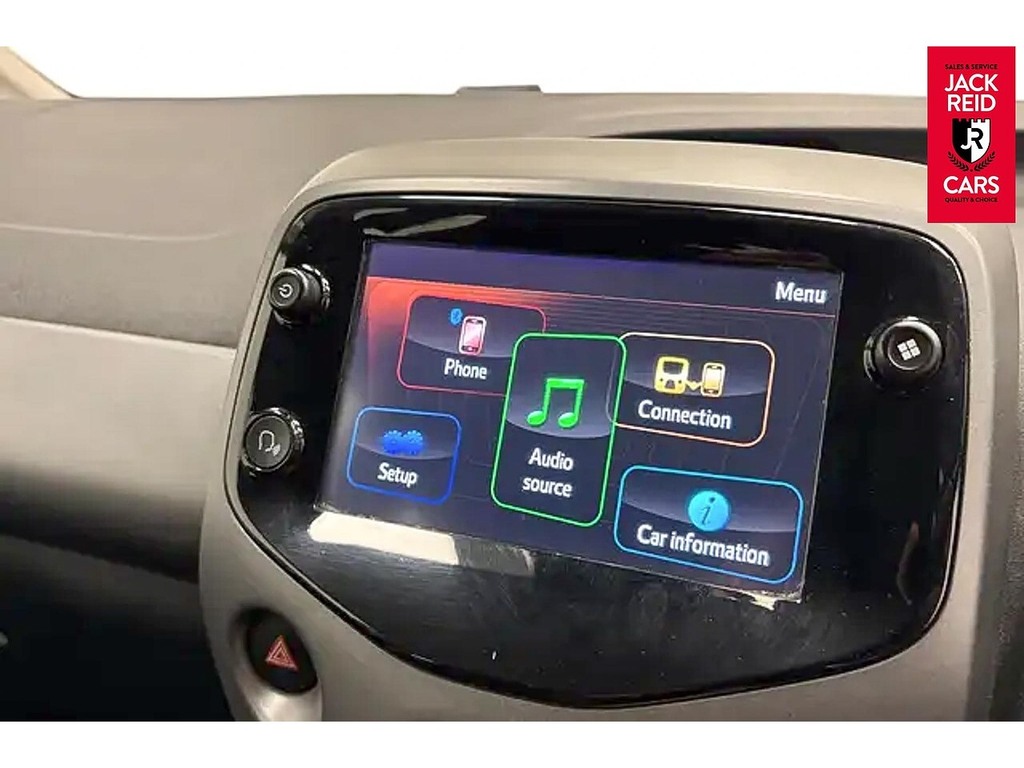 Toyota Aygo Hatchback Silver #4