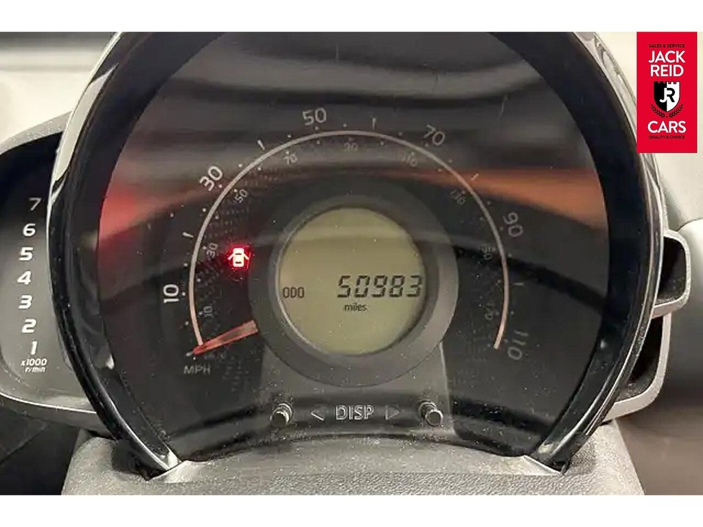 Toyota Aygo Hatchback Silver #3