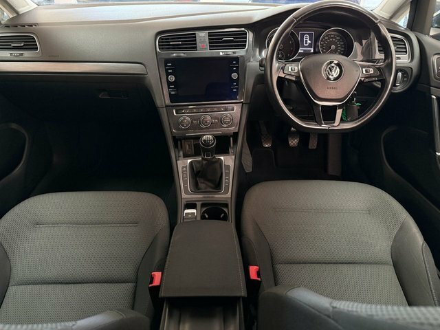 Volkswagen Golf 1.5 Tsi Evo Match Edition Hatchback Man GJ20XZP Black #2