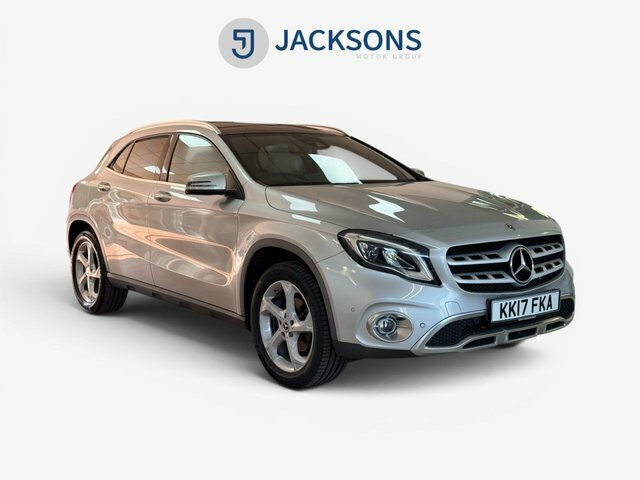 Mercedes-Benz GLA Class 2.1 Gla200d Sport Premium Plus Suv 7G KK17FKA Silver