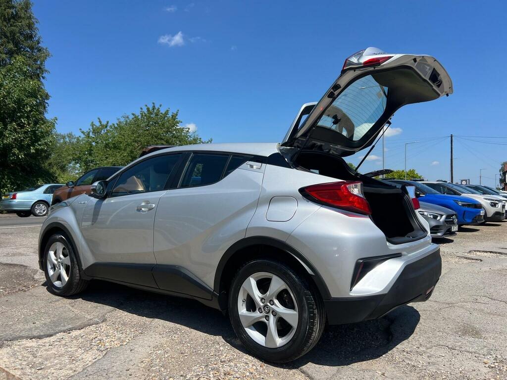Toyota C-Hr 1.8 Vvt-h Icon Cvt Euro 6 Ss Silver #4