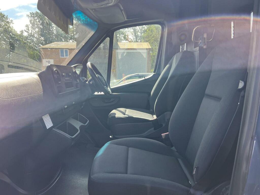 Mercedes-Benz eSprinter 85Kw 55Kwh Progressive Van White #55