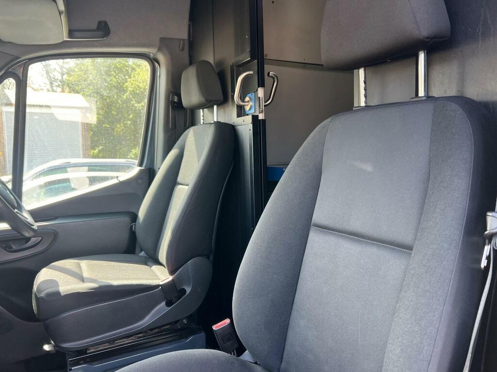 Mercedes-Benz eSprinter 85Kw 55Kwh Progressive Van White #60