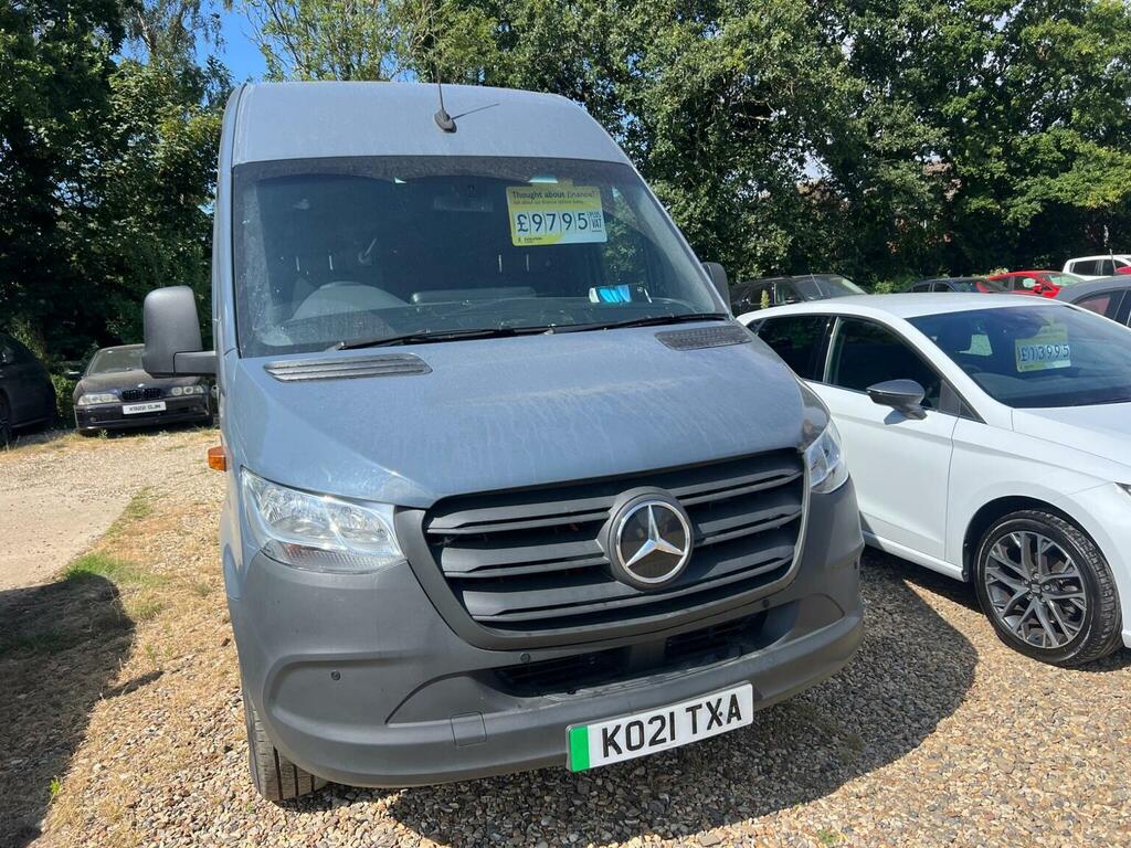 Mercedes-Benz eSprinter 85Kw 55Kwh Progressive Van White #31