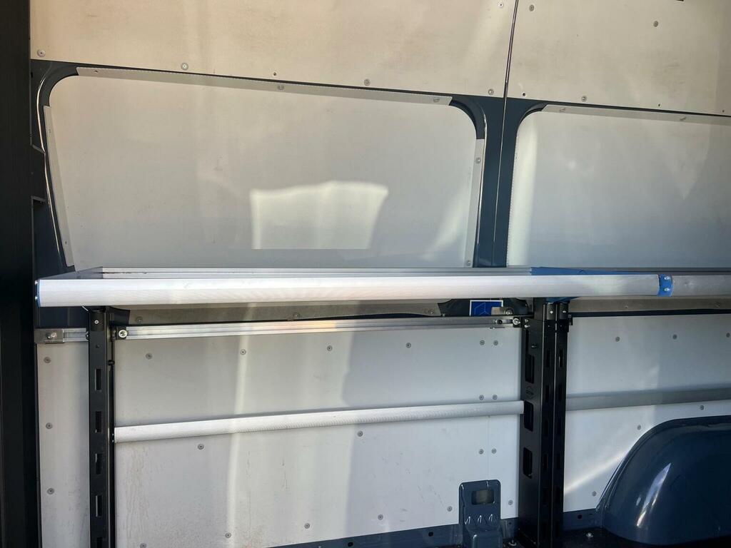 Mercedes-Benz eSprinter 85Kw 55Kwh Progressive Van White #51