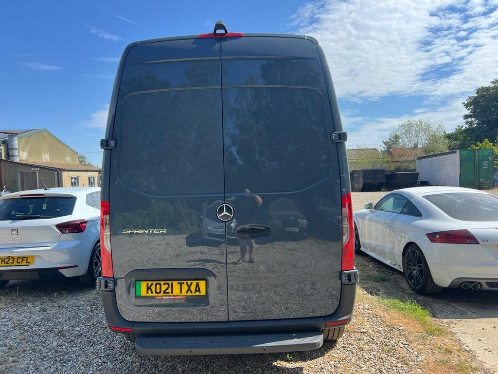 Mercedes-Benz eSprinter 85Kw 55Kwh Progressive Van White #43