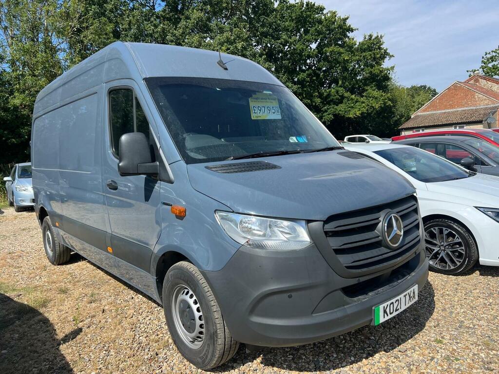 Mercedes-Benz eSprinter 85Kw 55Kwh Progressive Van White #34