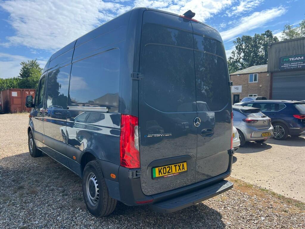 Mercedes-Benz eSprinter 85Kw 55Kwh Progressive Van White #42
