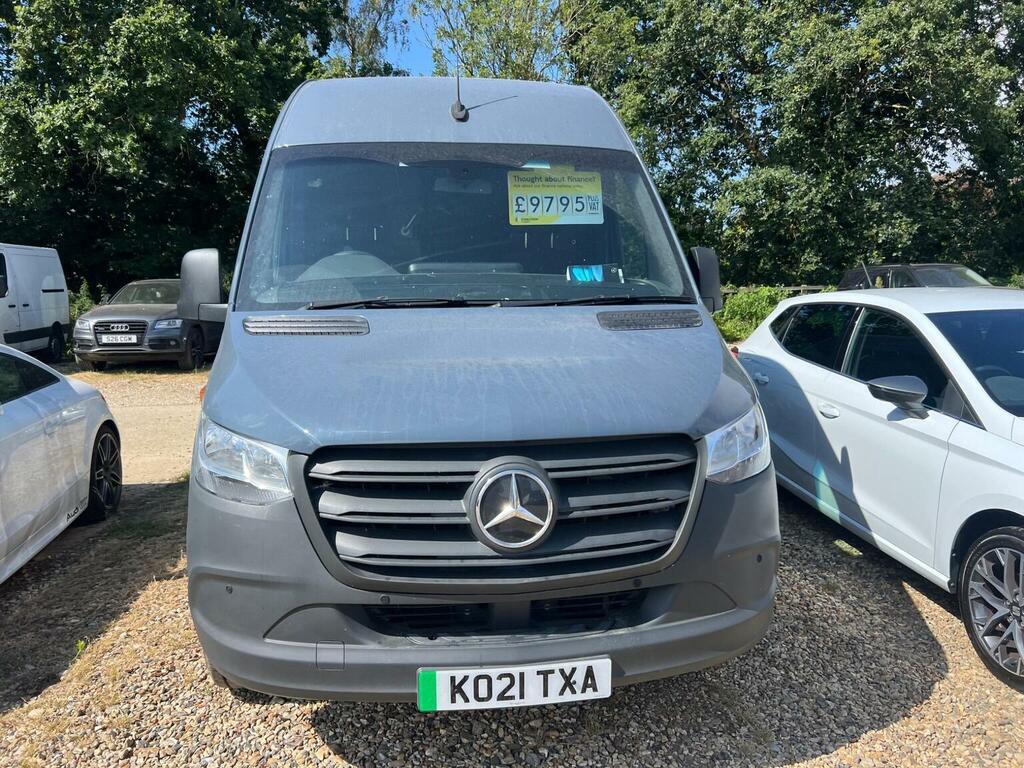 Mercedes-Benz eSprinter 85Kw 55Kwh Progressive Van White #30