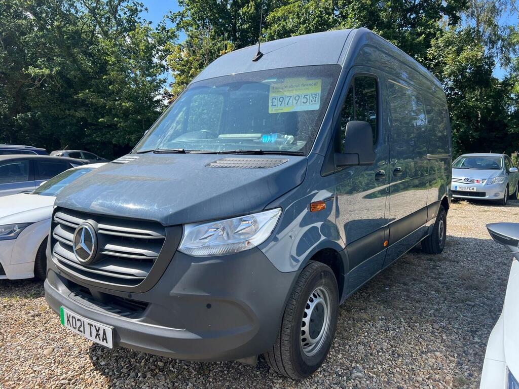 Mercedes-Benz eSprinter 85Kw 55Kwh Progressive Van White #26