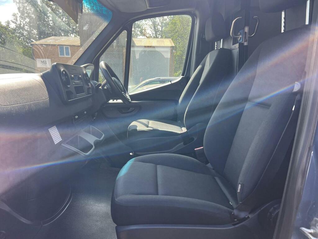 Mercedes-Benz eSprinter 85Kw 55Kwh Progressive Van White #61