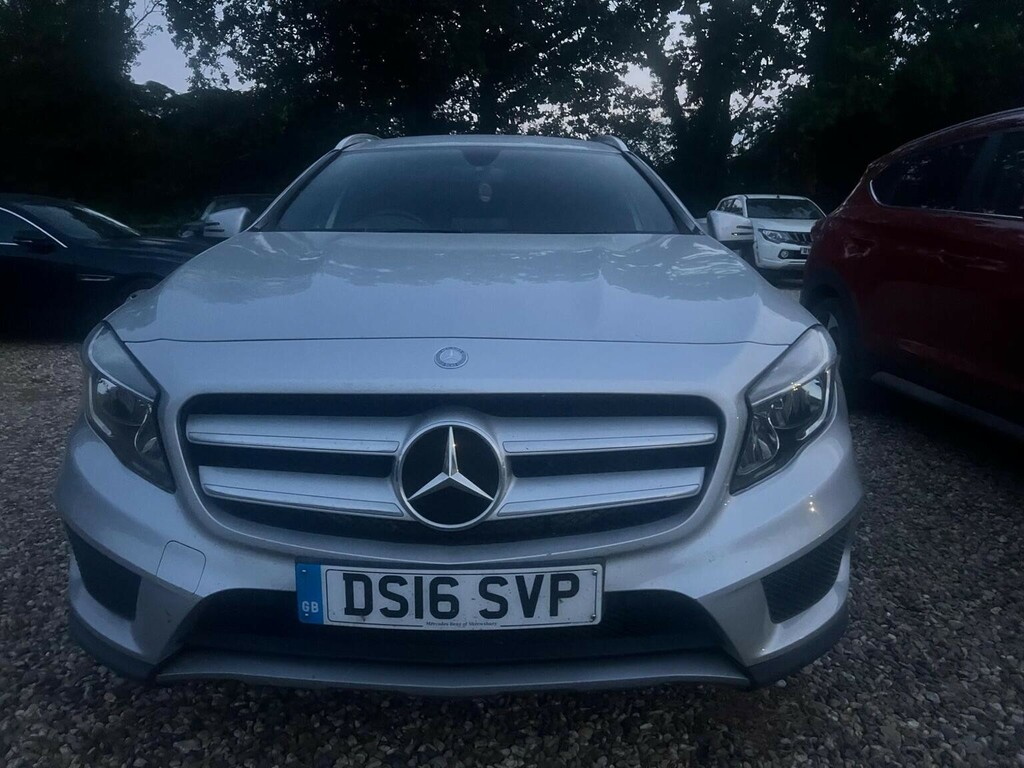 Mercedes-Benz GLA Class 2.1 Gla220d Amg Line 7G-dct 4Matic Euro 6 Ss Silver