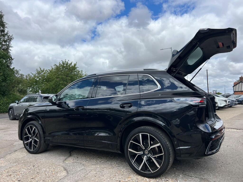 Volkswagen Tiguan 2.0 Tdi R-line Dsg Euro 6 Ss Black #2