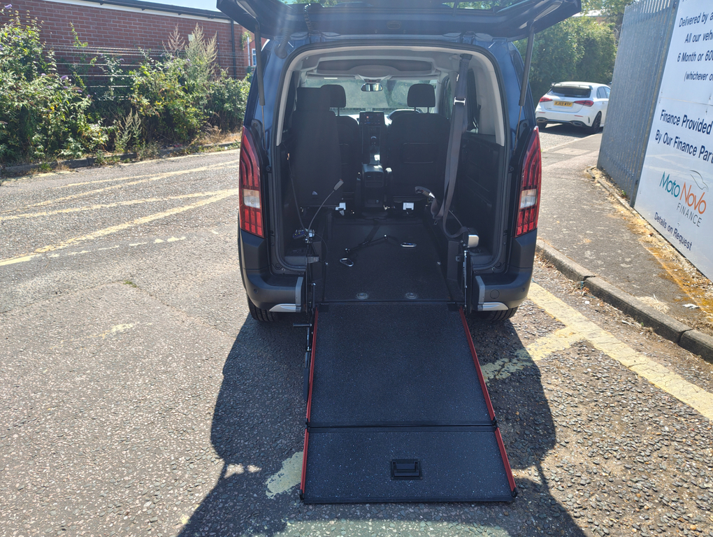Peugeot Rifter Horizon Wheel Chair Access  #6