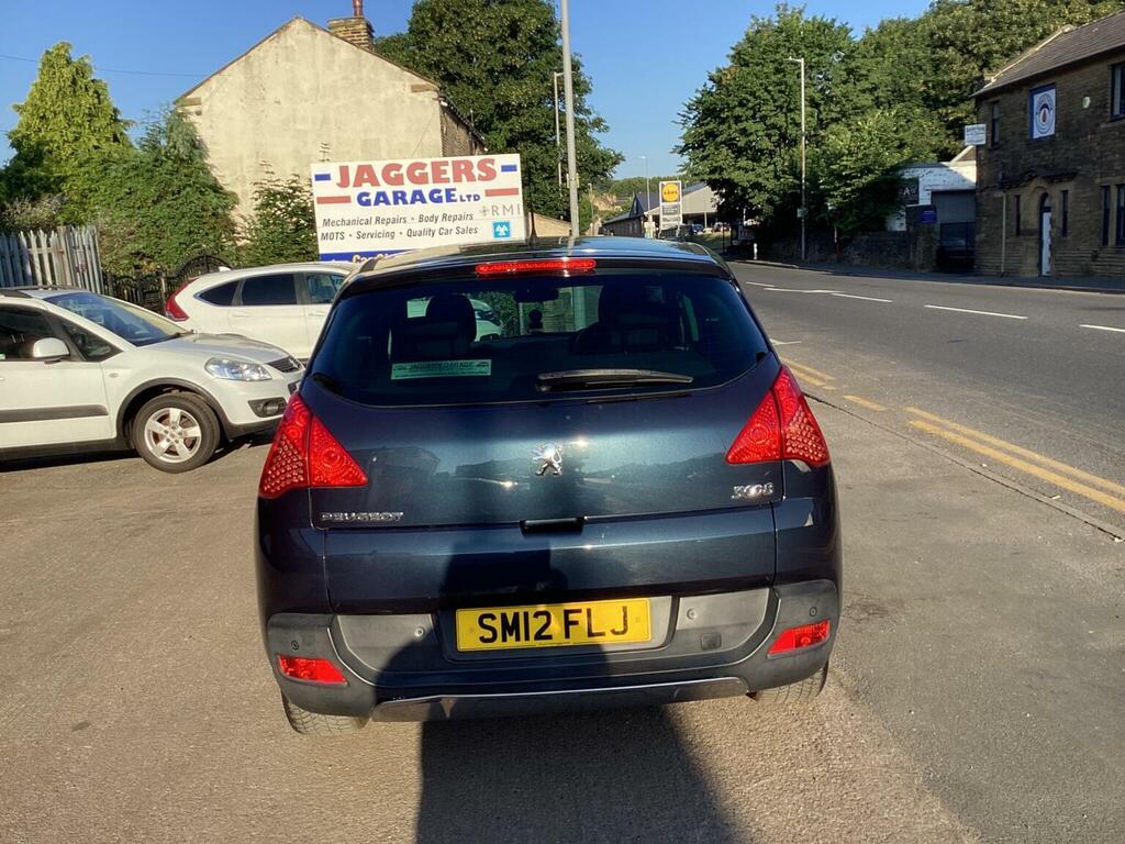 Peugeot 3008 Sport Hdi Red #11