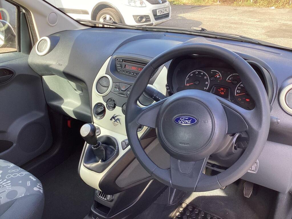 Ford KA Hatchback 1.2 Zetec Euro 4 201111 Red #15