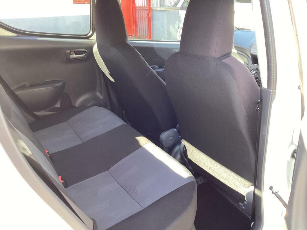 Suzuki Alto Sz White #15