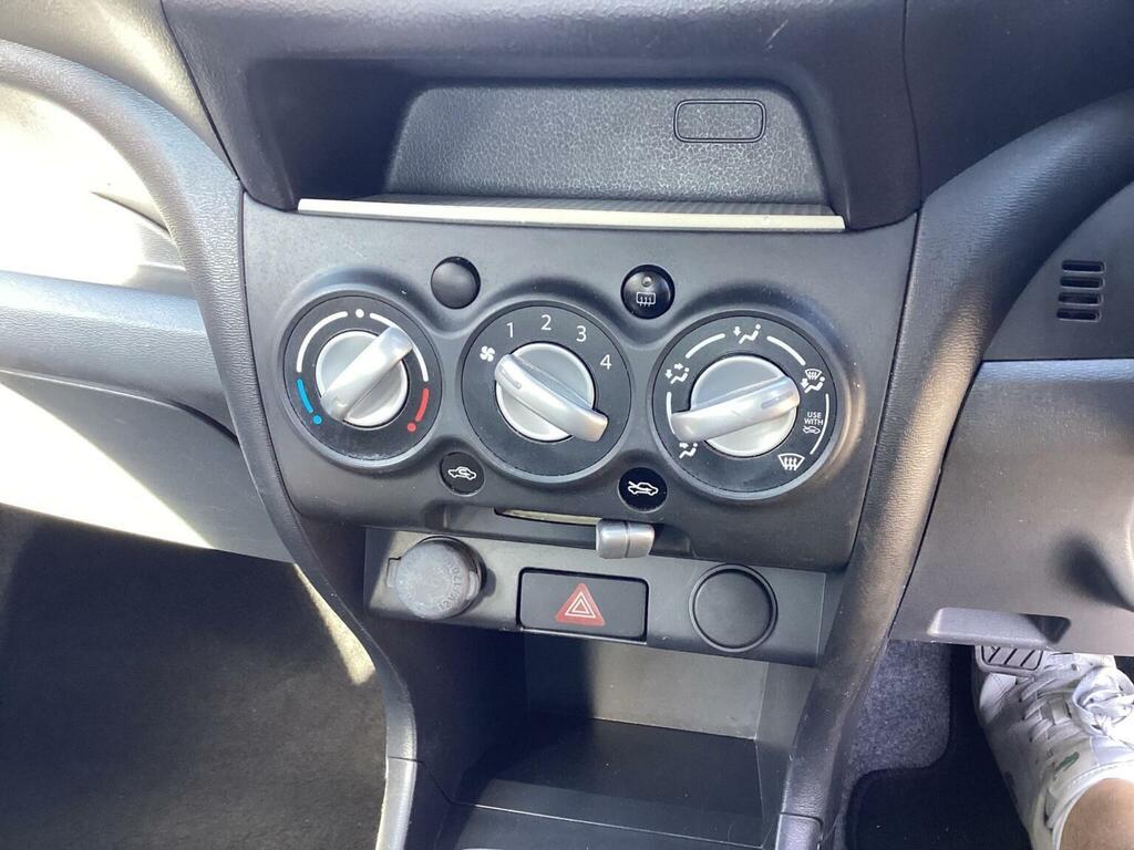 Suzuki Alto Sz White #18