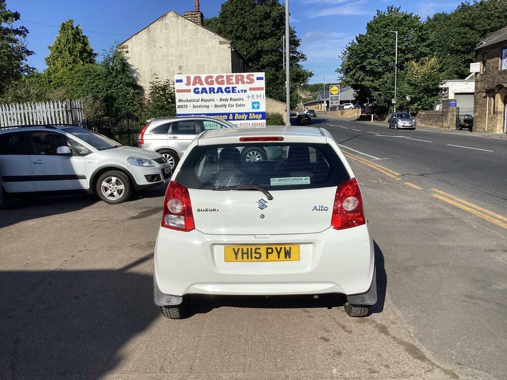 Suzuki Alto Sz White #11