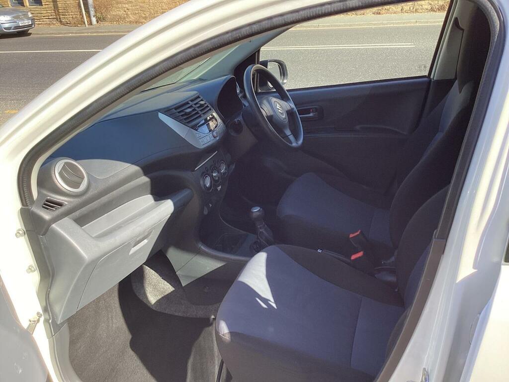 Suzuki Alto Sz White #13
