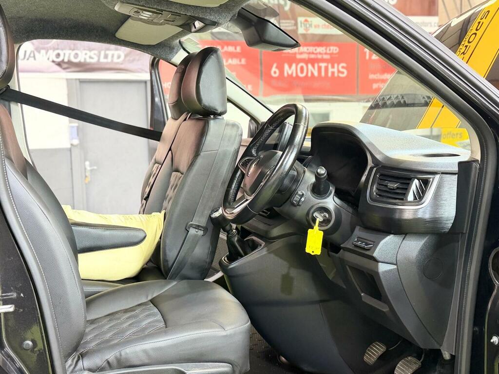 Renault Trafic Wav Wheelchair Access Vehicle 5 Seats Lwb L2h1 7K Grey #25