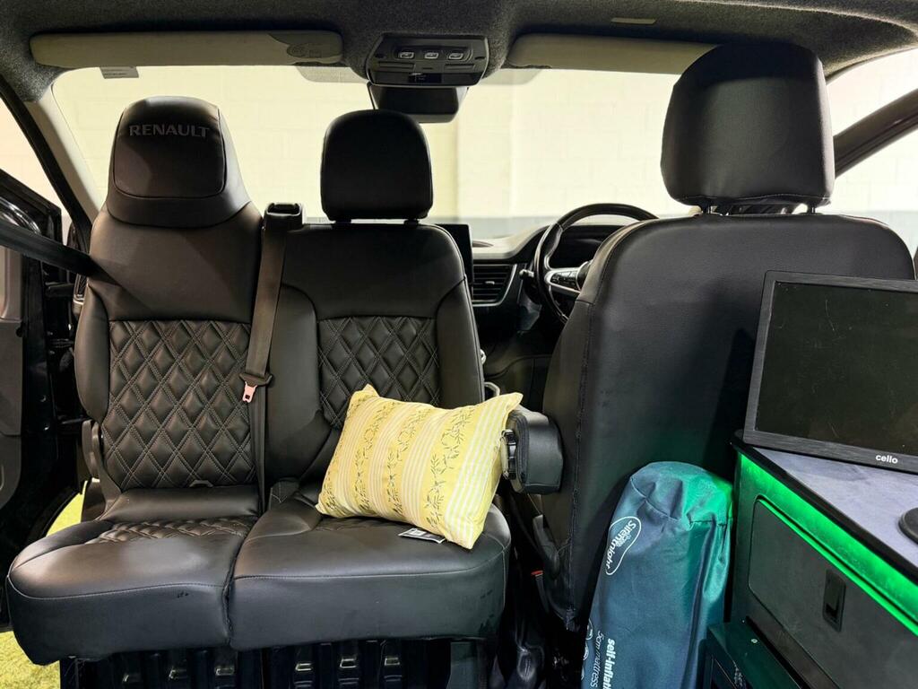 Renault Trafic Wav Wheelchair Access Vehicle 5 Seats Lwb L2h1 7K Grey #49