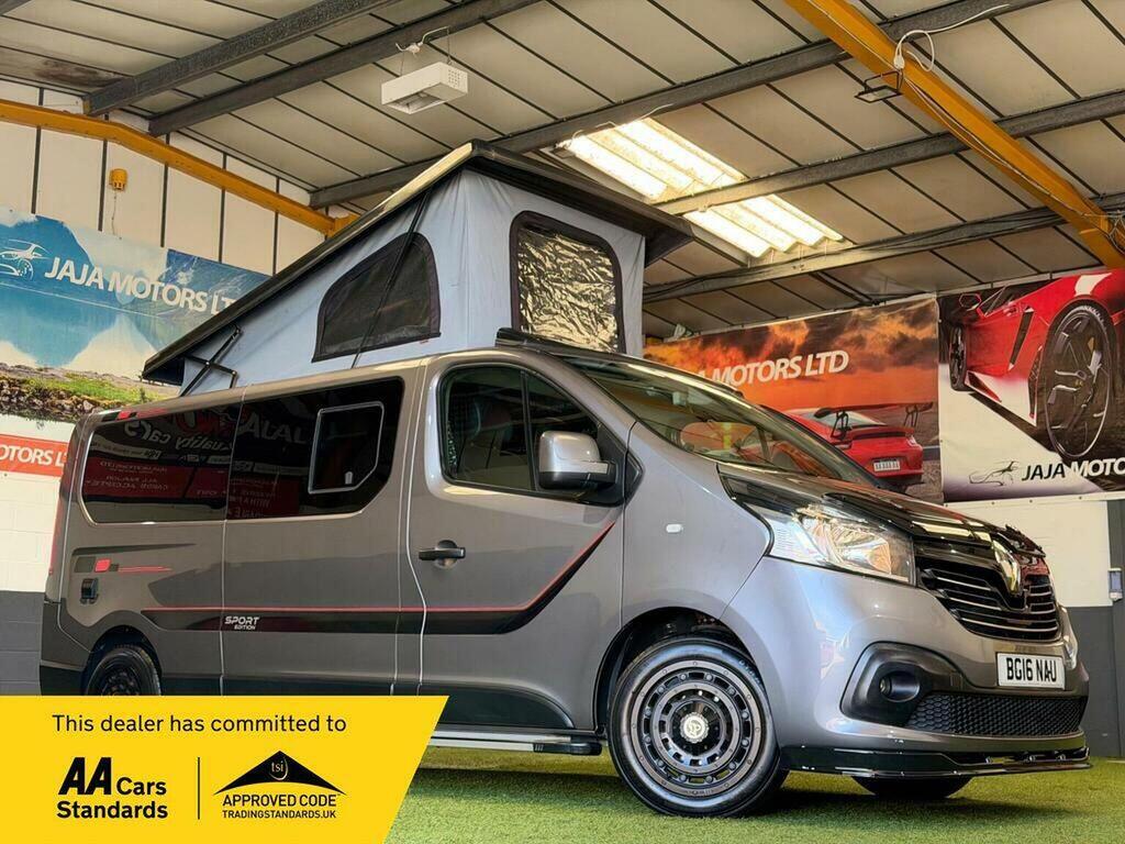 Renault Trafic Mpv White #19