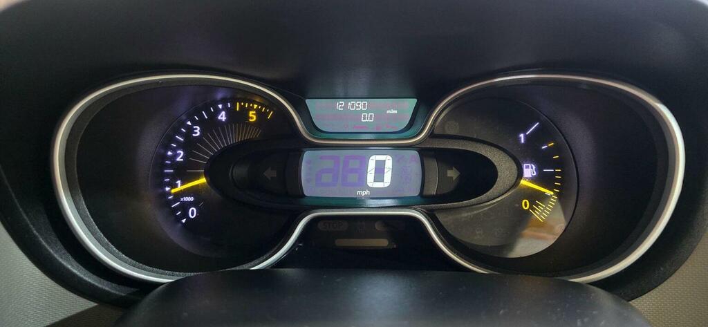 Renault Trafic Mpv White #13