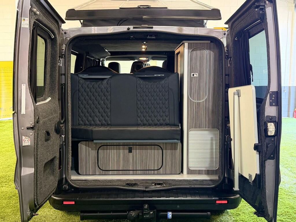 Renault Trafic Mpv White #15
