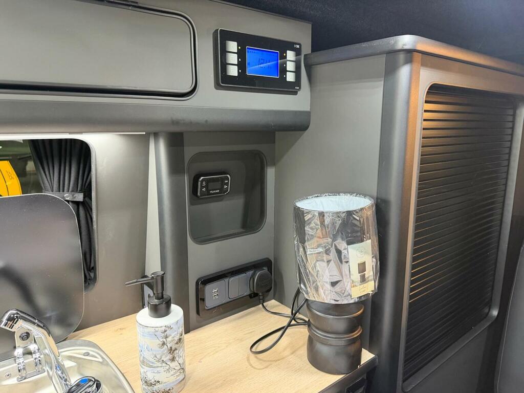 Ford Transit Custom Campervan 202070 HV70CVR Blue #6