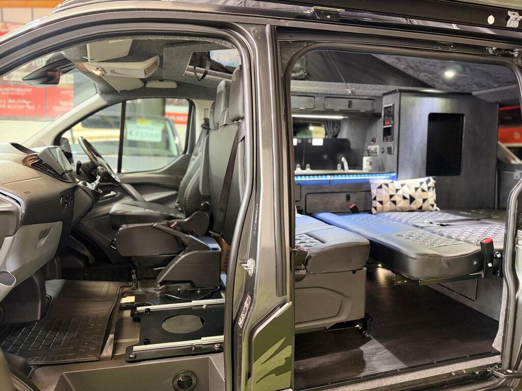 Ford Transit Custom 2.0 Tdci 130Ps Low Roof Dcab Limited Van Grey #46