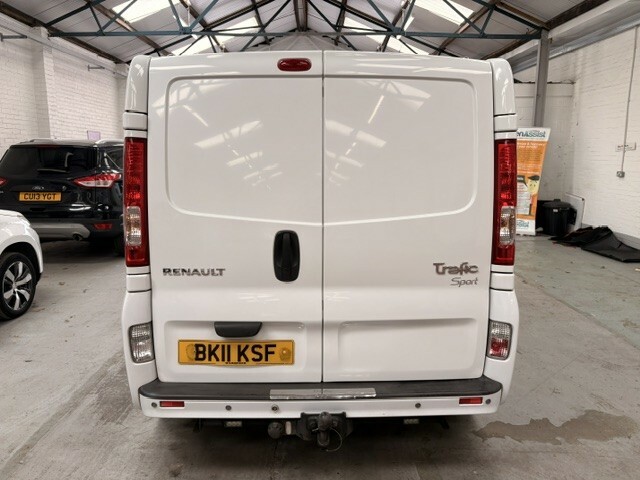 Renault Trafic 2.0 Dci Sl27 Sport White #6
