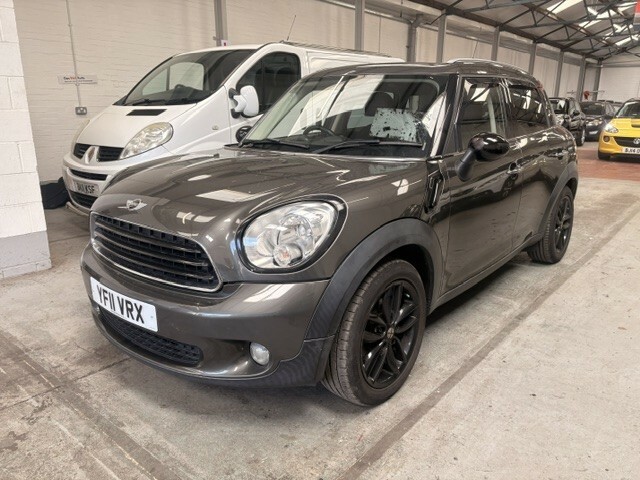 Mini Countryman 1.6 Cooper D All4 Countryman Grey #2