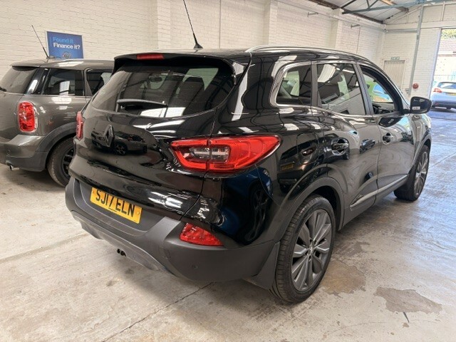 Renault Kadjar Suv 1.2 Signature Nav Tce 130 2017 Black #4