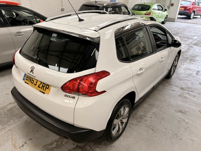 Peugeot 2008 Allure E-hdi  #14