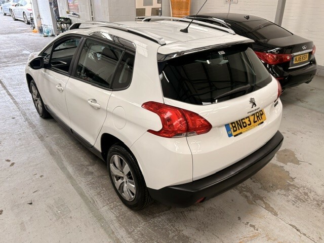 Peugeot 2008 Allure E-hdi  #12