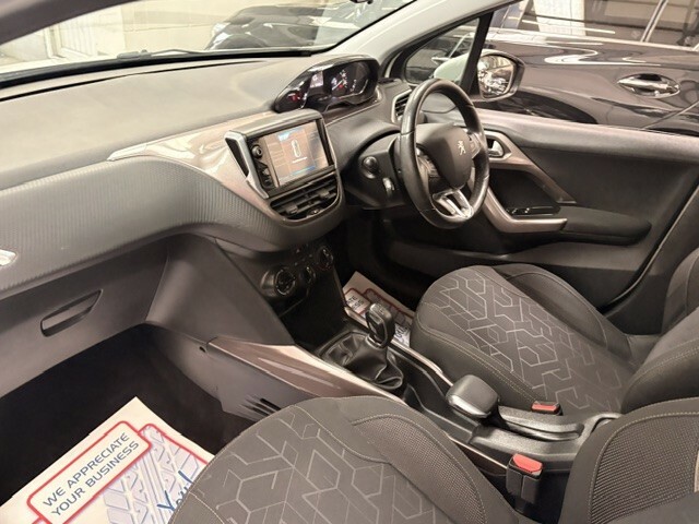 Peugeot 2008 Allure E-hdi  #29