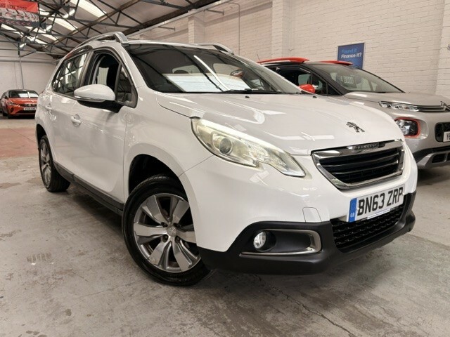 Peugeot 2008 1.2 Vti Active White