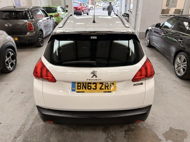 Peugeot 2008 Allure E-hdi  #13