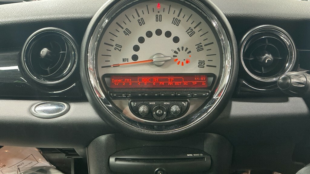 Mini Hatch Cooper 1.6 Cooper D White #10