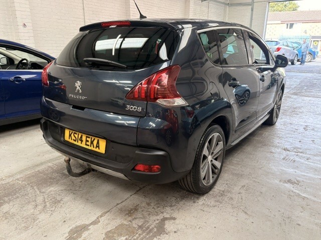 Peugeot 3008 1.6 Hdi Allure Blue #4